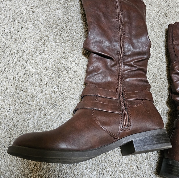 JACLYN SMITH calf high boots - Picture 3 of 5